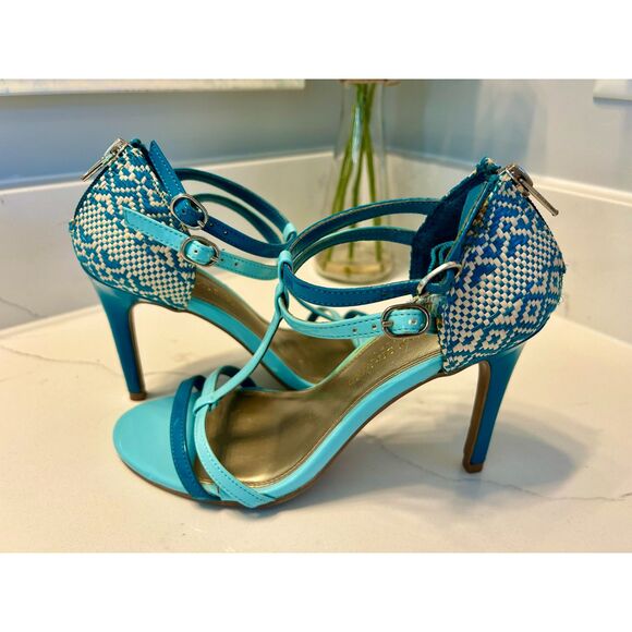 VINTAGE Light Blue Christian Siriano Strappy Sandal Heels Size 6 - Picture 4 of 5
